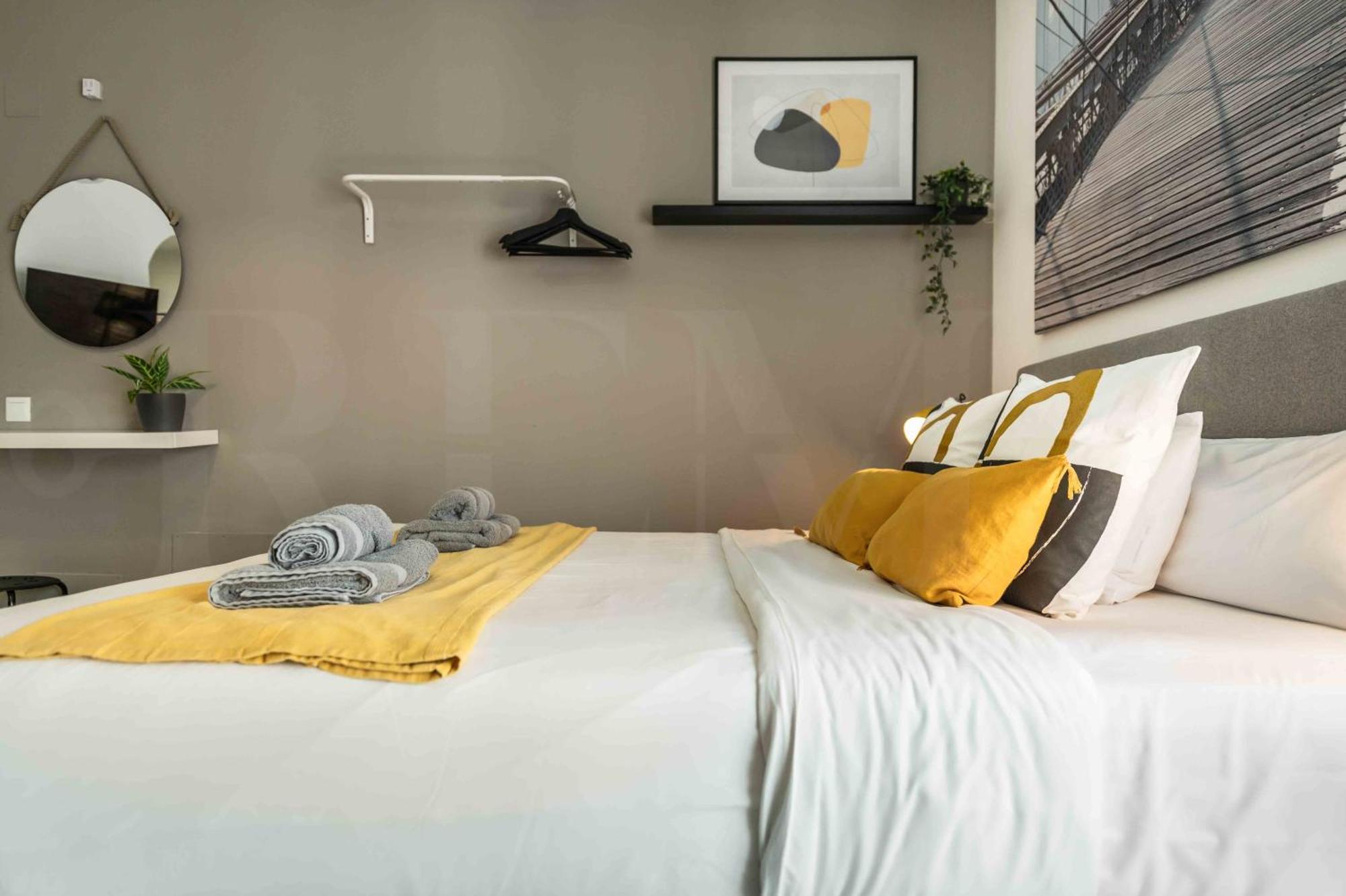 Apartamento Modern With Private Rooftop Terrace By Rems *